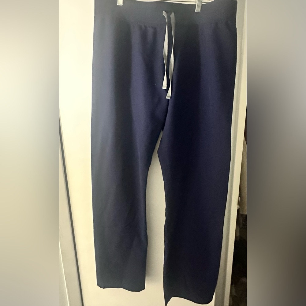 Figs navy scrubs